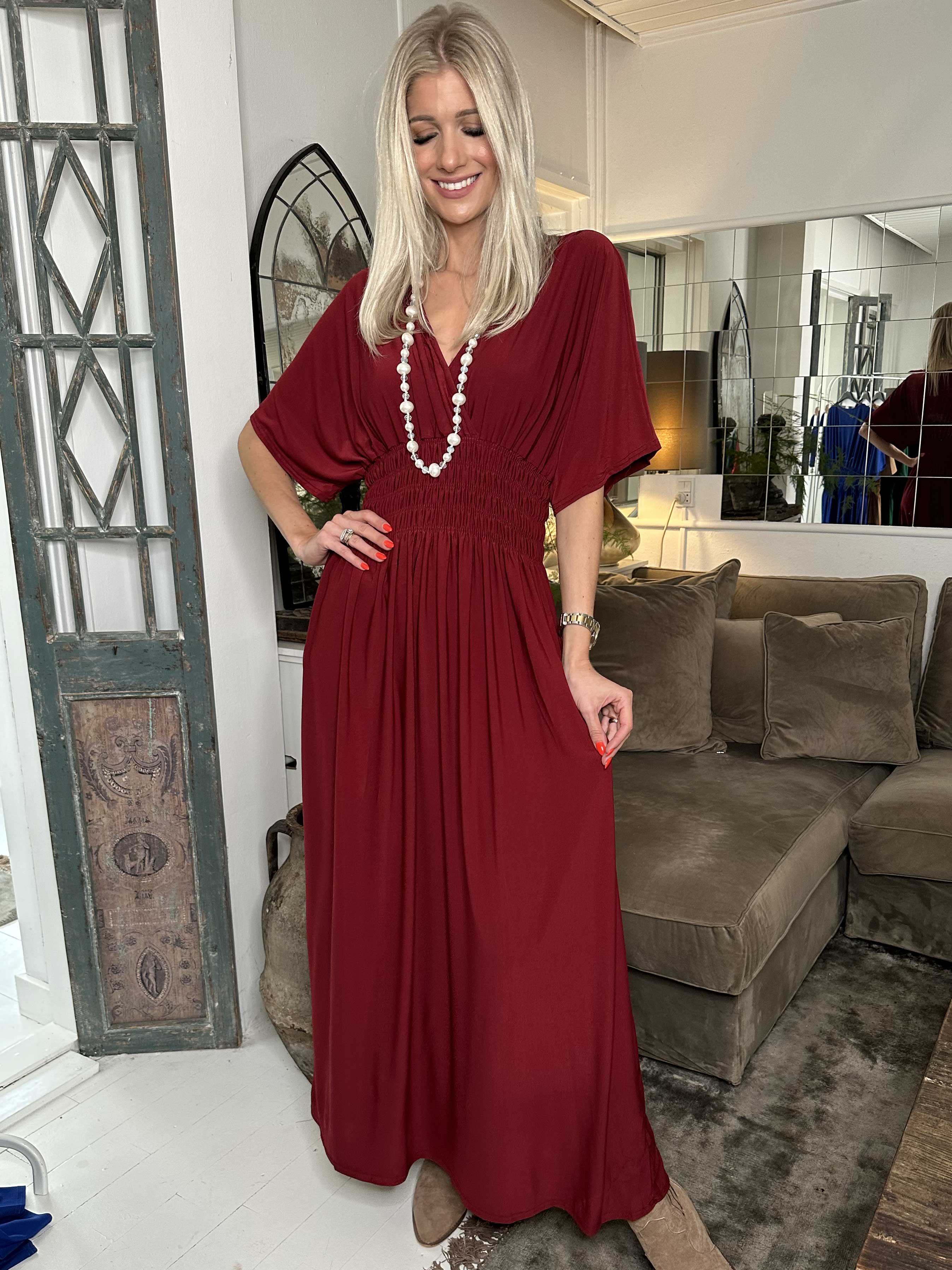 Pams Plain - Elastisk kjole med smock